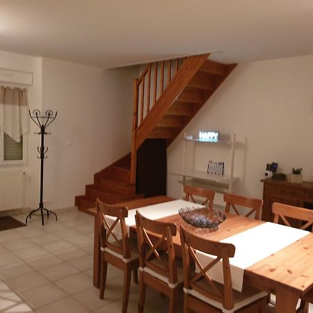 Maisons Cosy De Village Gurgy Exteriér fotografie