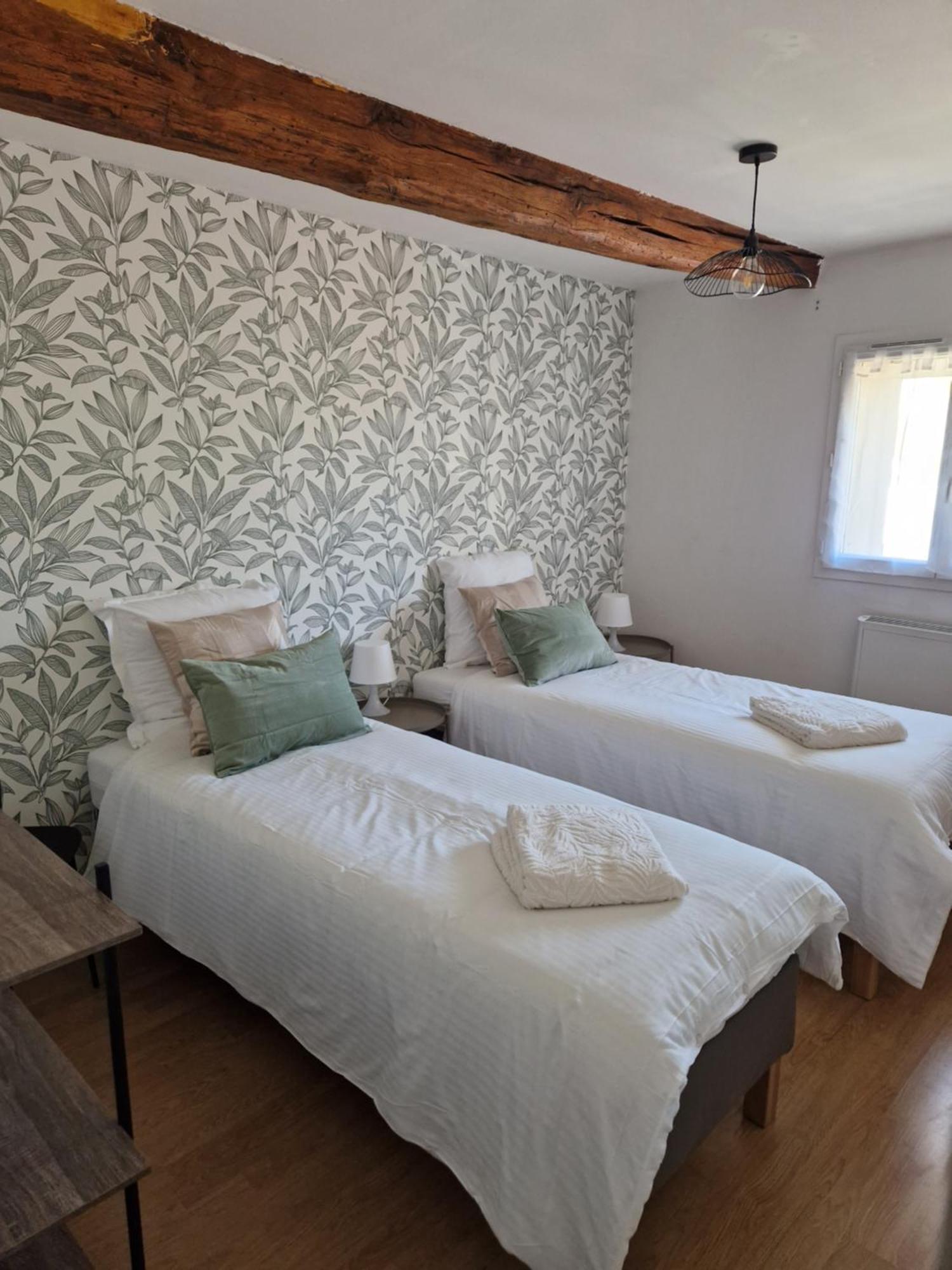 Maisons Cosy De Village Gurgy Exteriér fotografie